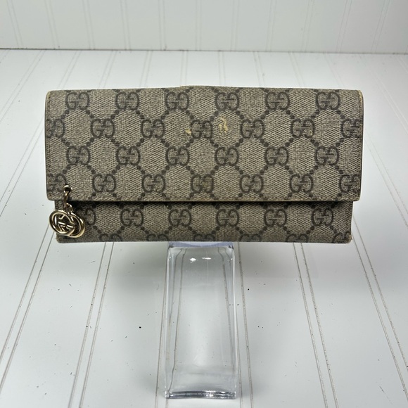 Gucci Gray Monogram Wallet with Gold Accents - Picture 2 of 10